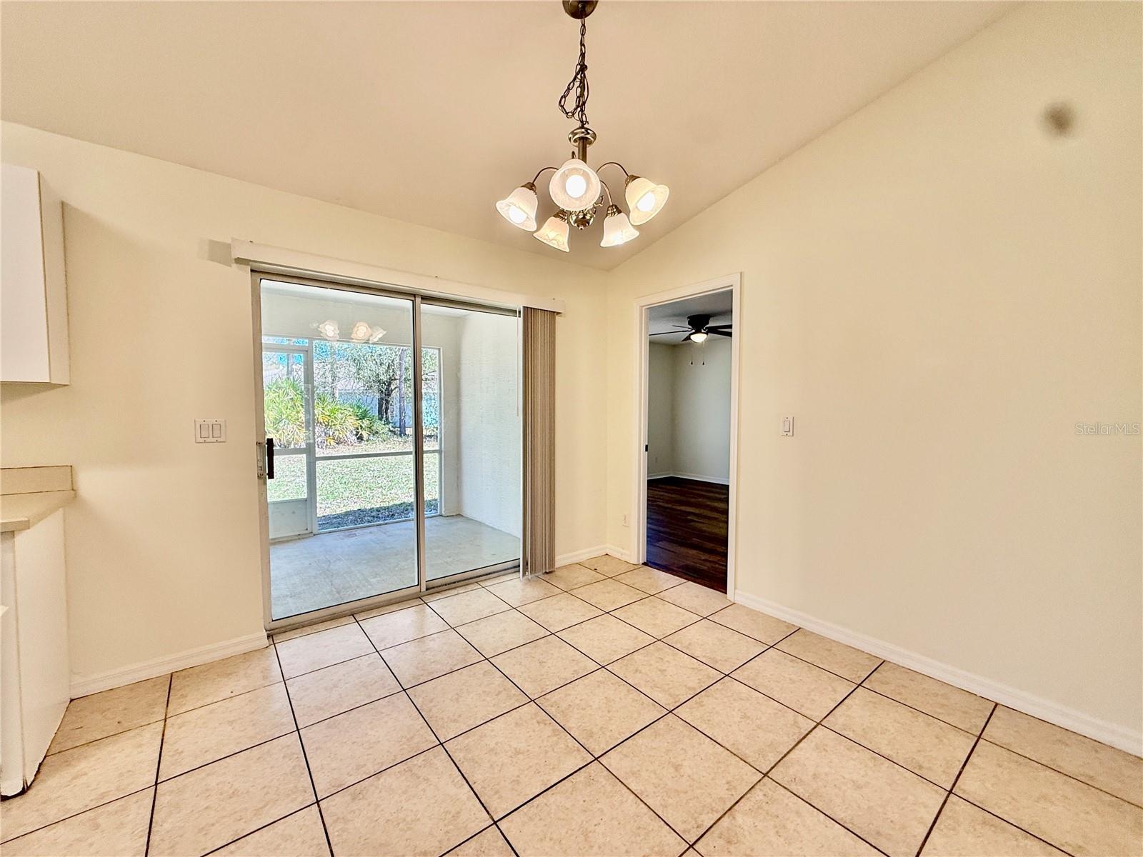 Image 23 of 80 For 3 Prosperity Lane A-b