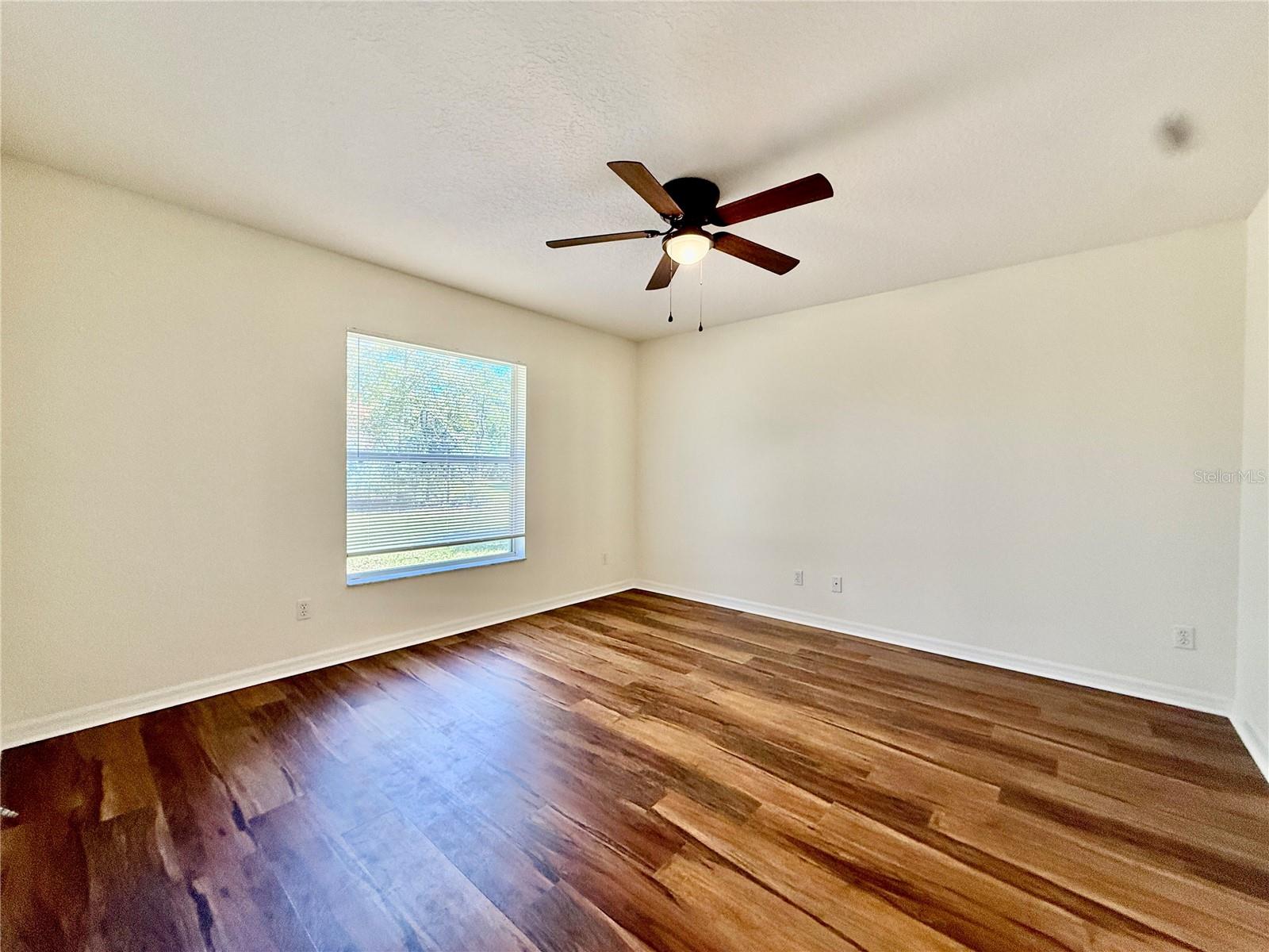 Image 24 of 80 For 3 Prosperity Lane A-b