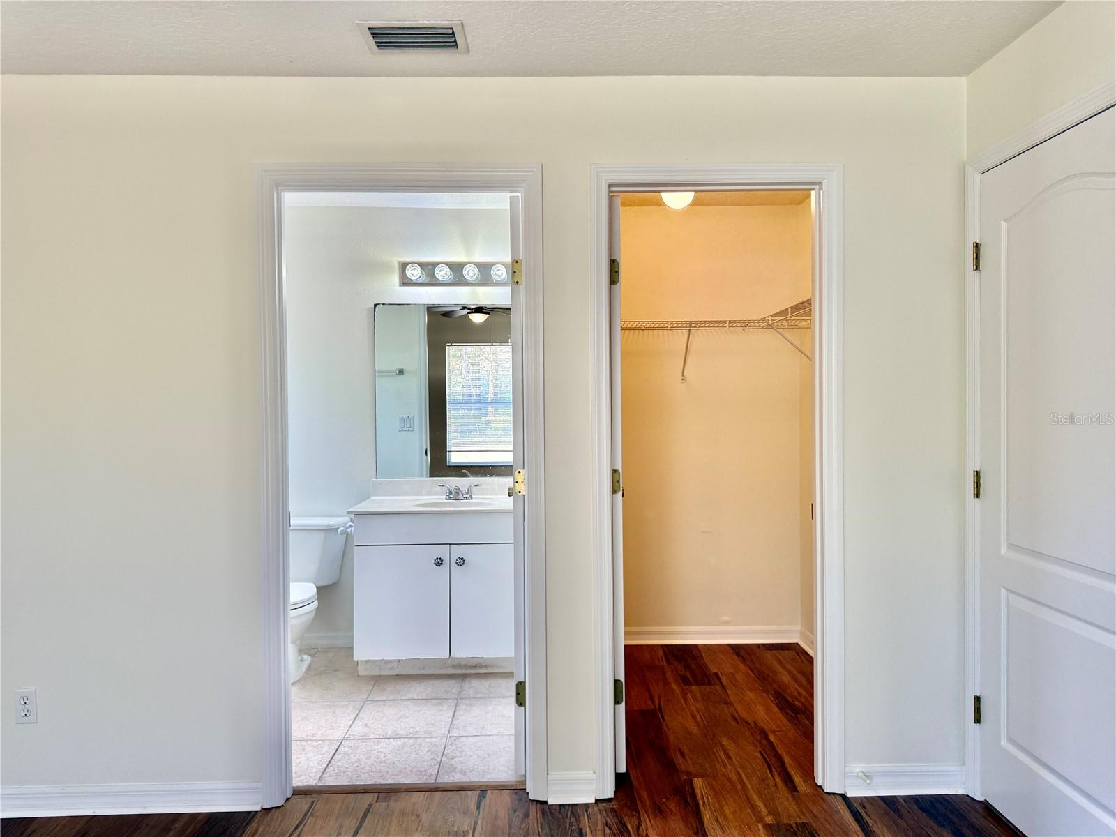 Image 26 of 80 For 3 Prosperity Lane A-b