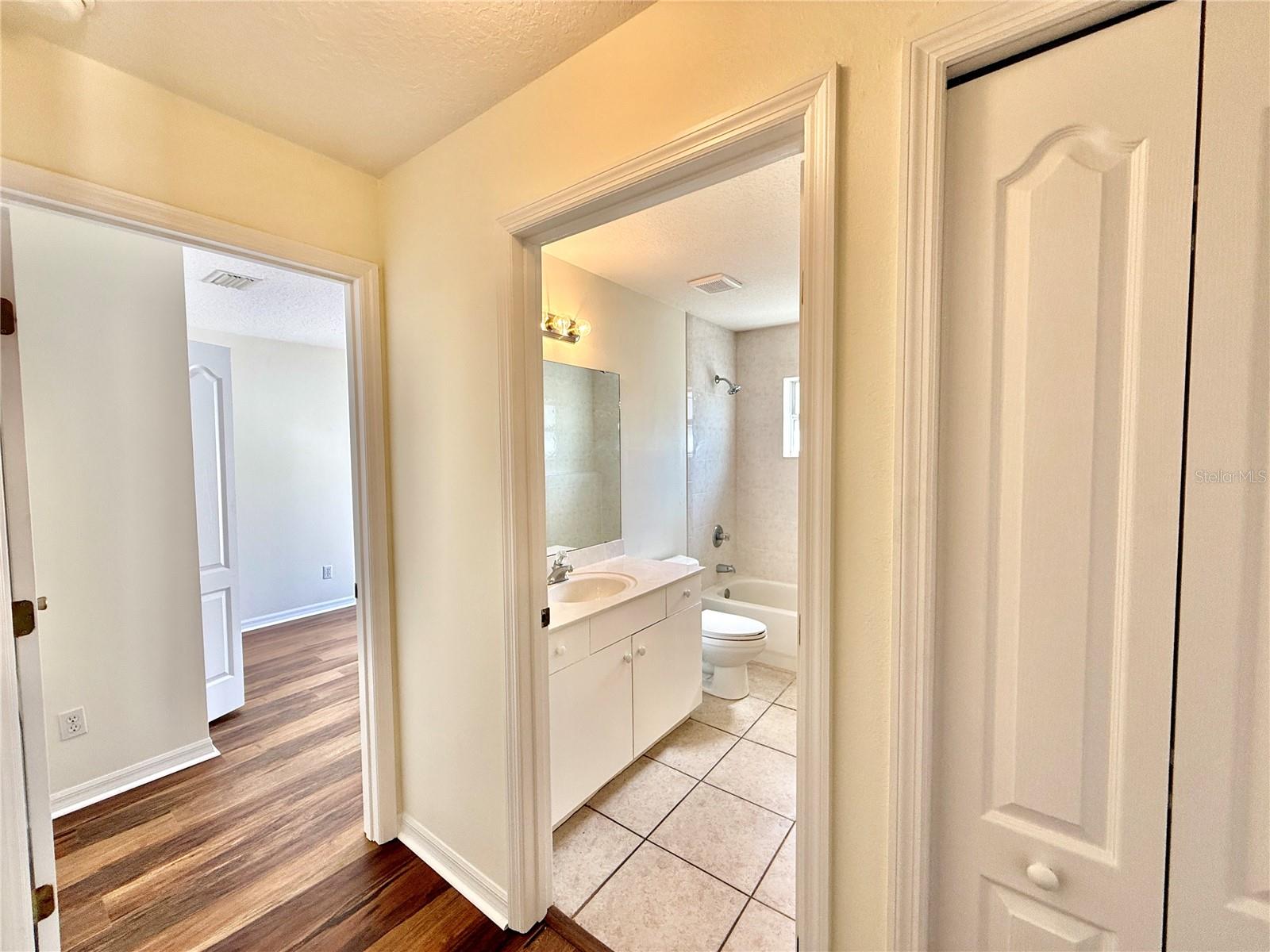 Image 37 of 80 For 3 Prosperity Lane A-b