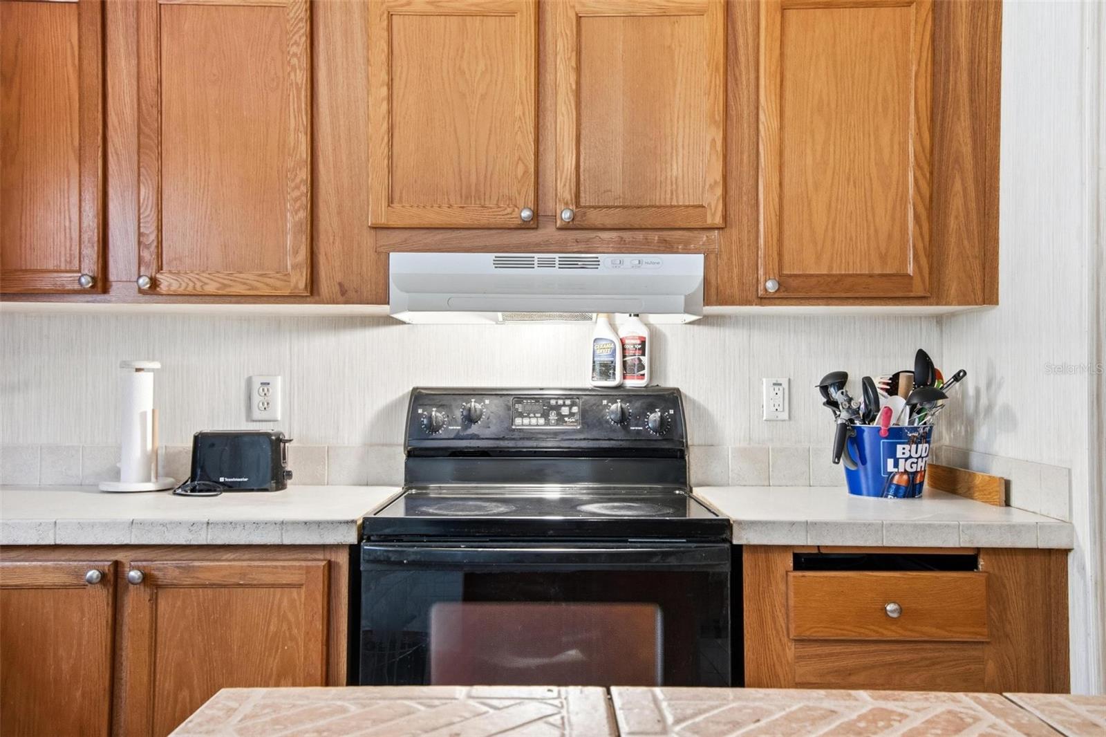 Image 19 of 55 For 2094 Elder Street