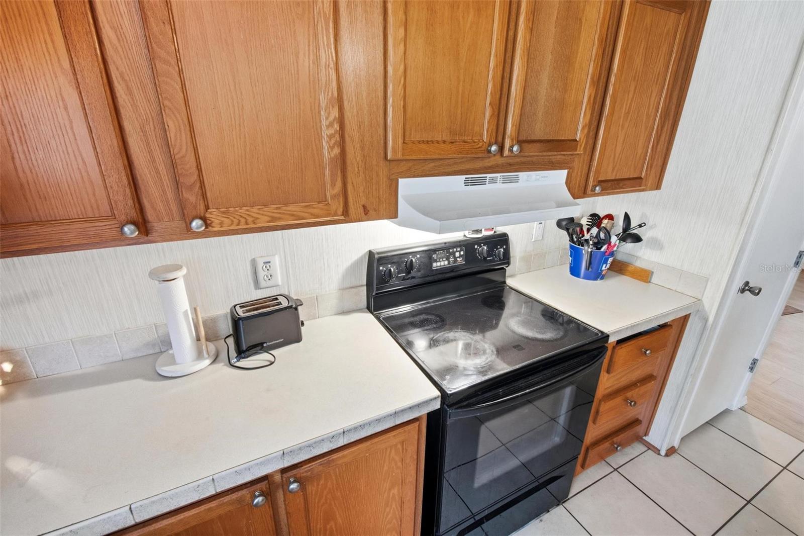 Image 21 of 55 For 2094 Elder Street