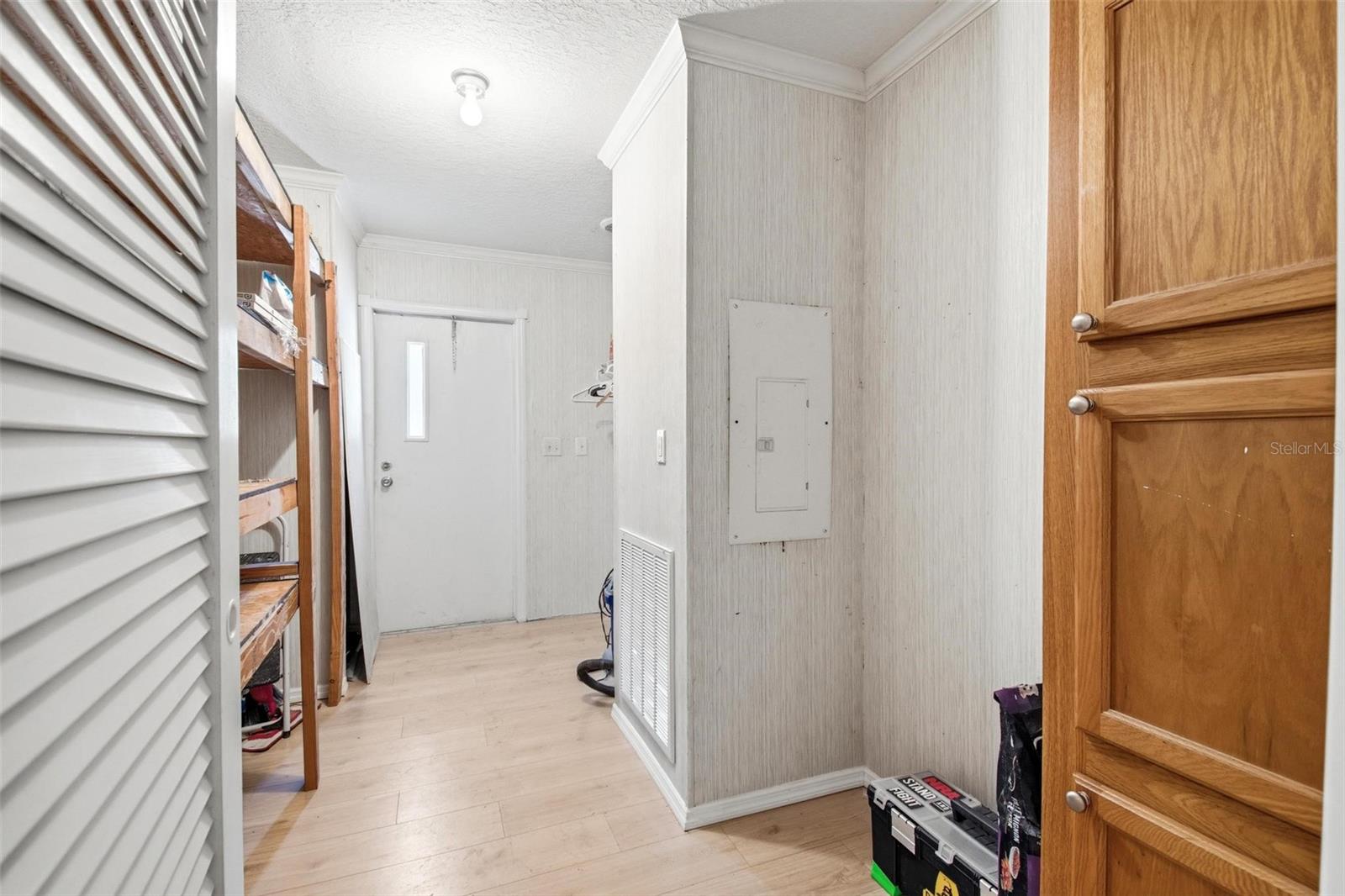 Image 29 of 55 For 2094 Elder Street