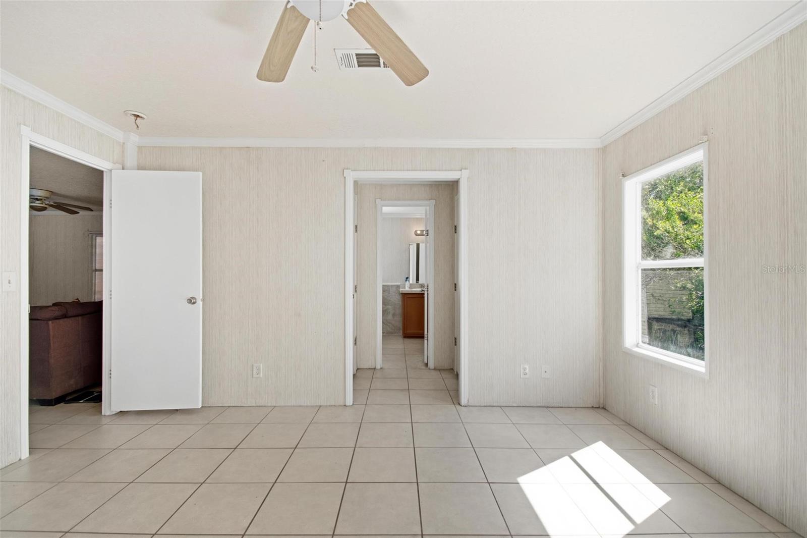 Image 38 of 55 For 2094 Elder Street