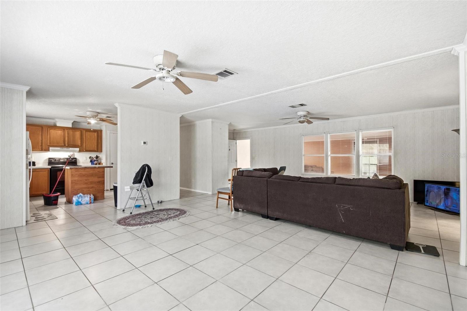 Image 4 of 55 For 2094 Elder Street