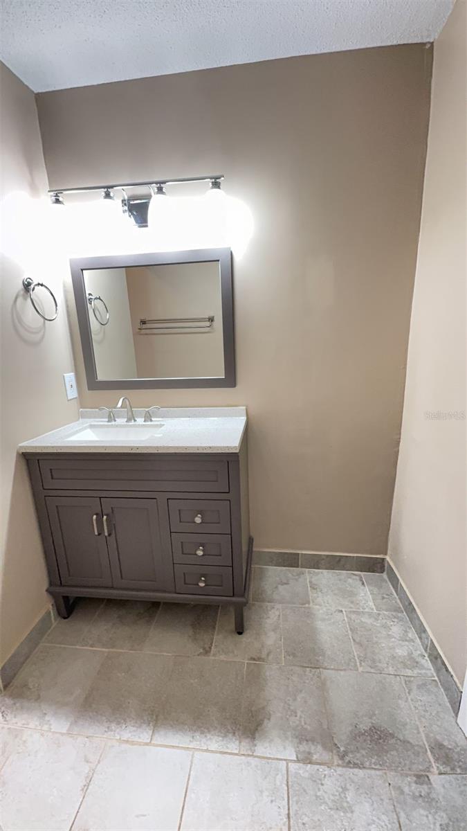 Image 15 of 21 For 2 Pine Hurst Lane 2