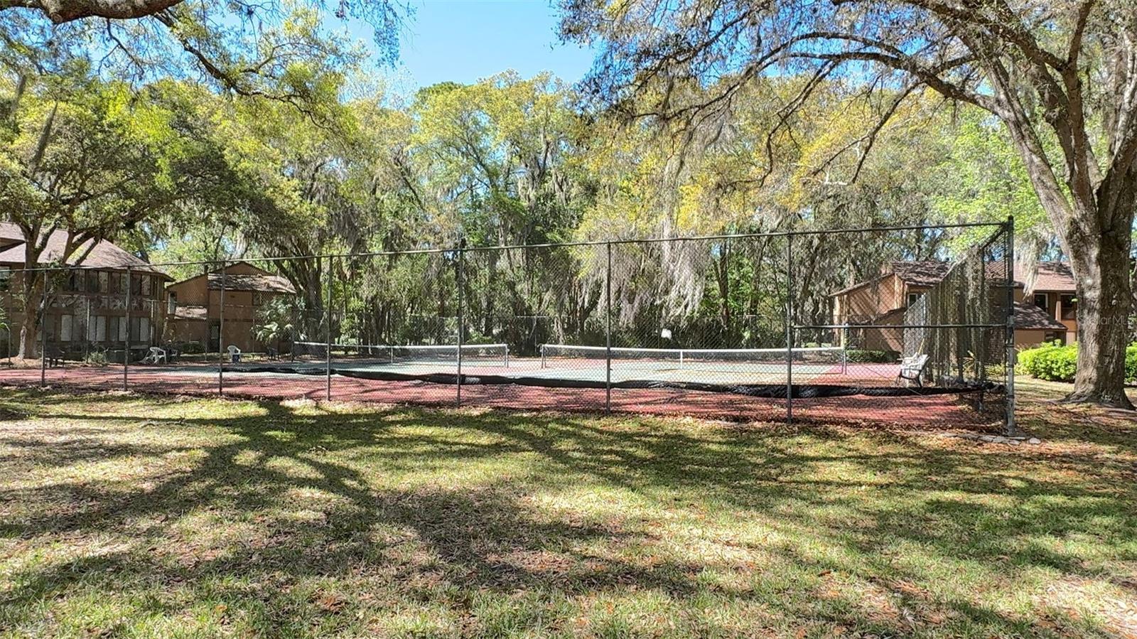 Image 20 of 21 For 2 Pine Hurst Lane 2