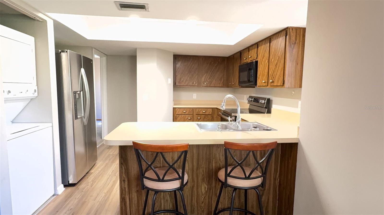 Image 8 of 21 For 2 Pine Hurst Lane 2