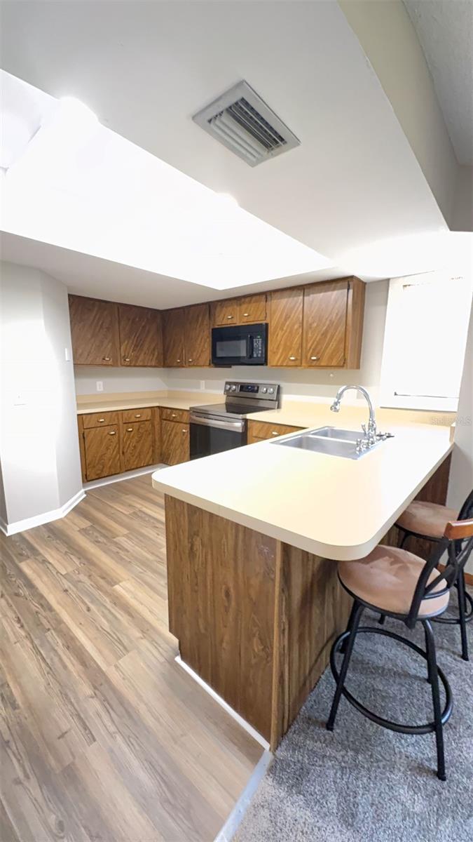 Image 9 of 21 For 2 Pine Hurst Lane 2