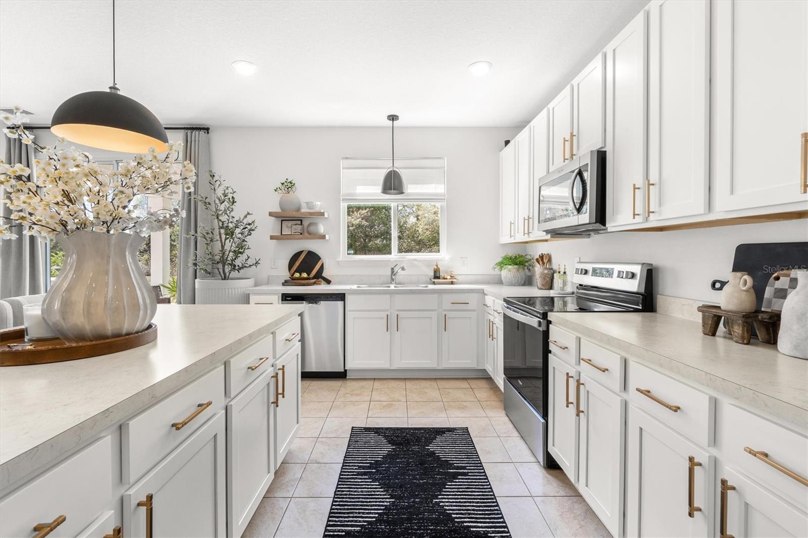 Image 14 of 64 For 13 Willow Street