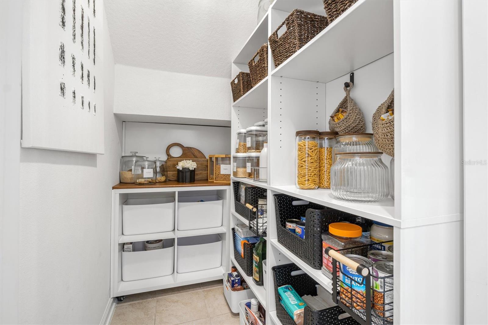 Image 16 of 64 For 13 Willow Street