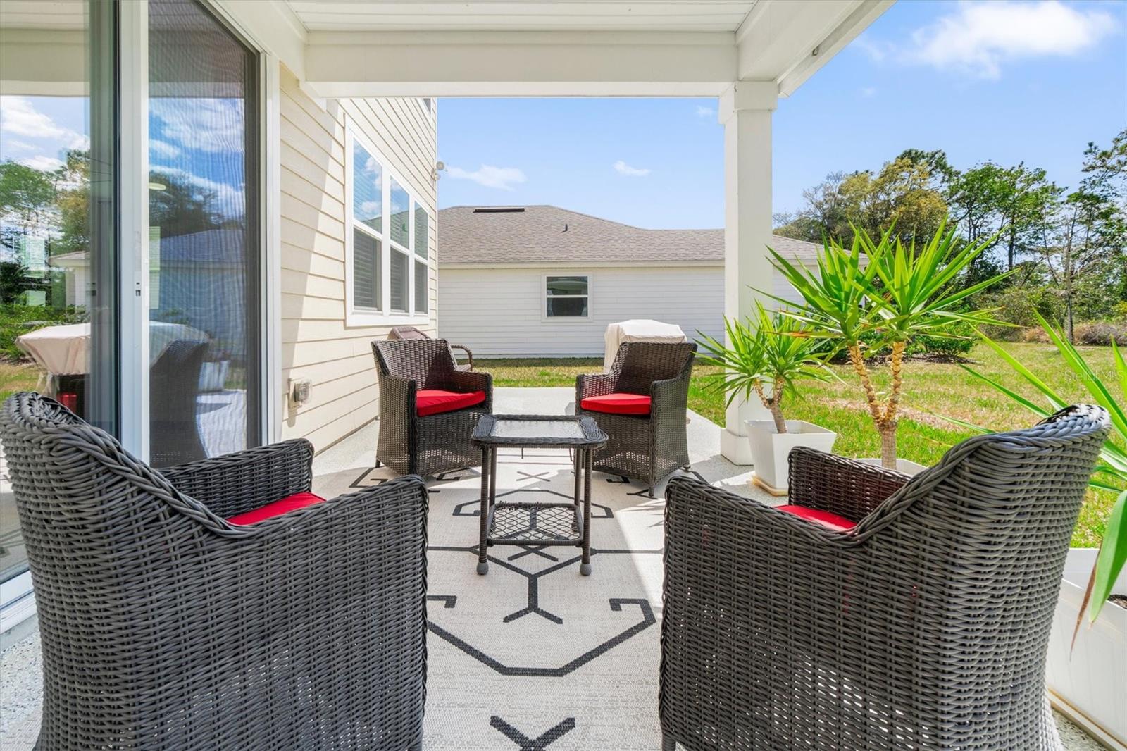 Image 44 of 64 For 13 Willow Street