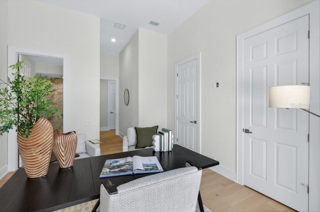 Image 27 of 94 For 6 Riviera Place