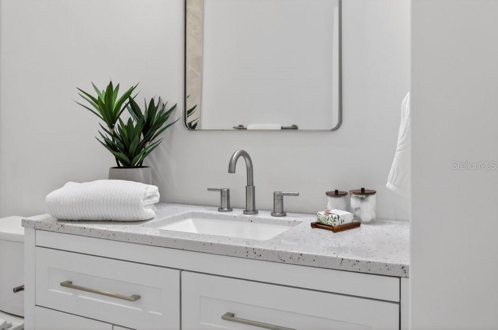 Image 51 of 94 For 6 Riviera Place