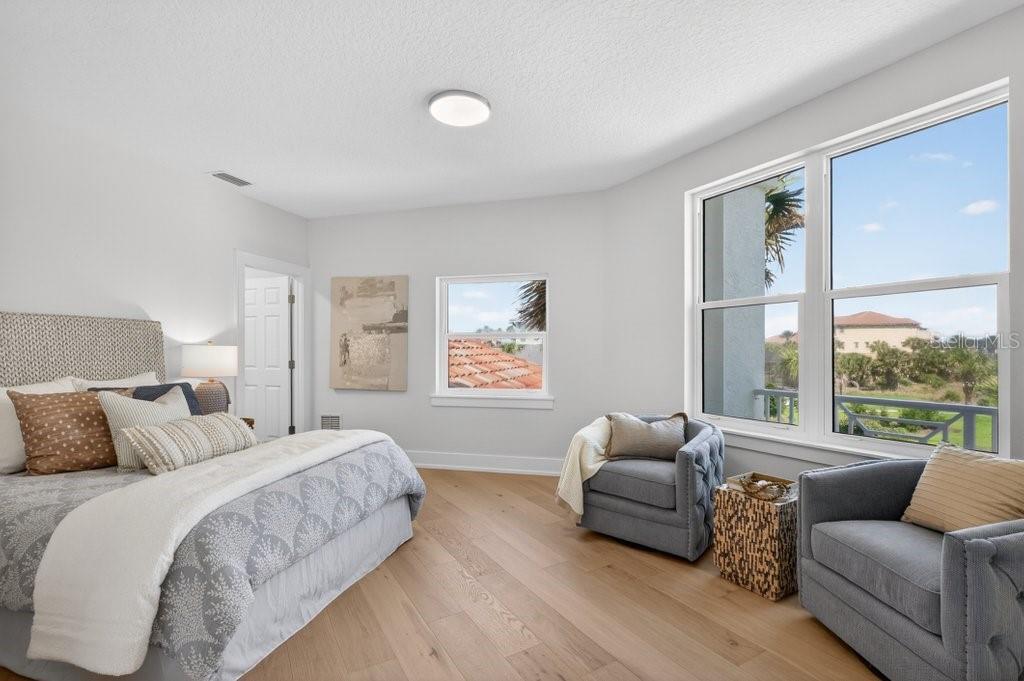 Image 54 of 94 For 6 Riviera Place