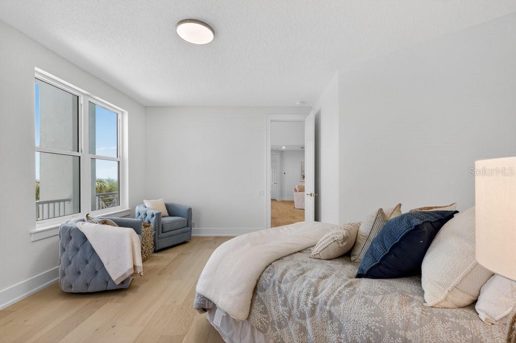 Image 55 of 94 For 6 Riviera Place