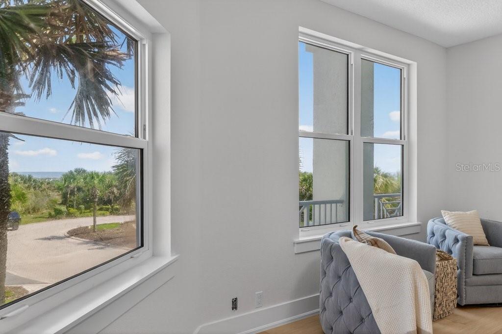 Image 56 of 94 For 6 Riviera Place