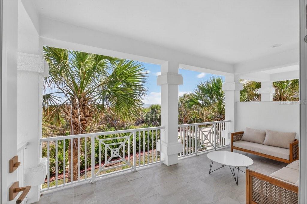 Image 71 of 94 For 6 Riviera Place