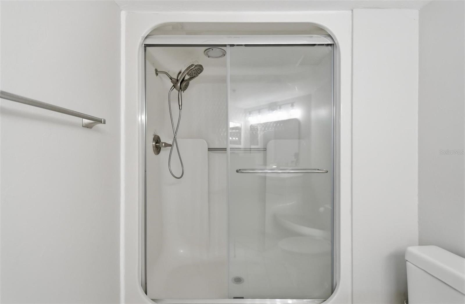 Image 28 of 53 For 3023 Atlantic Avenue 903