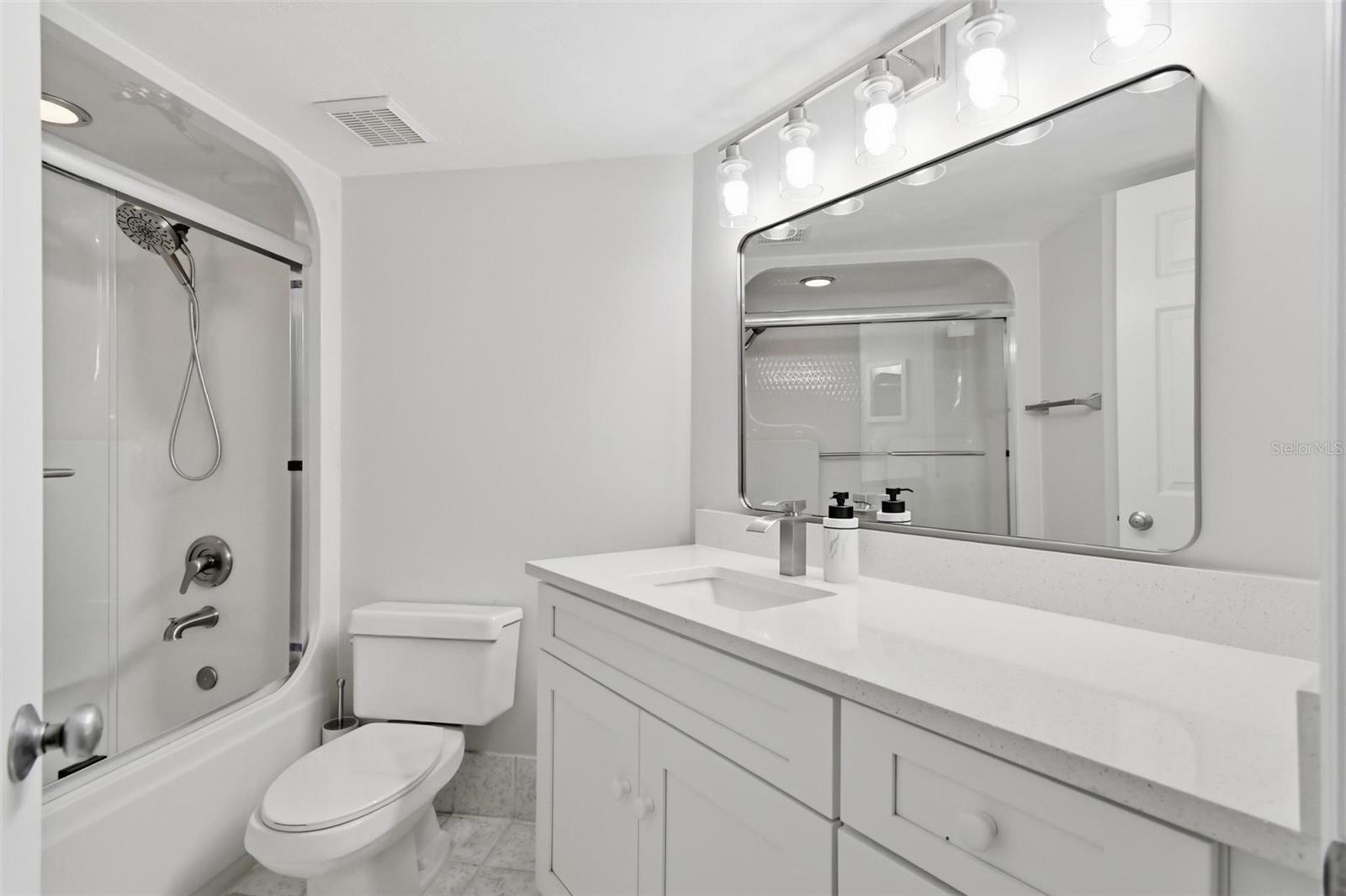 Image 36 of 53 For 3023 Atlantic Avenue 903