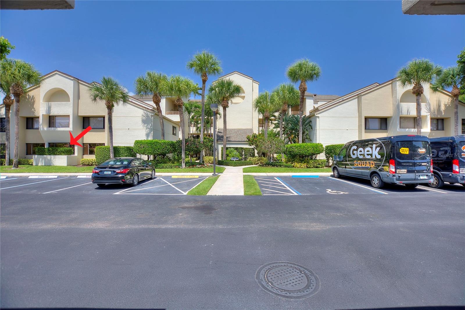 Image 22 of 32 For 511 Oak Harbour Drive 511