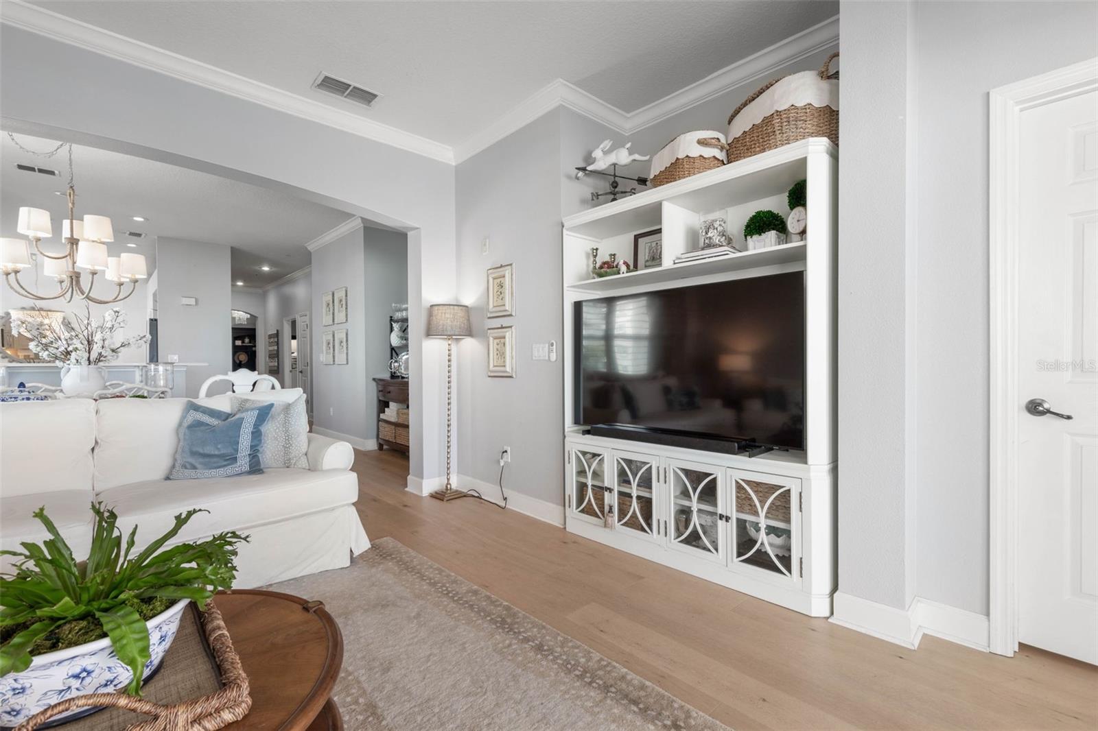 Image 16 of 70 For 400 Cinnamon Beach Way 335