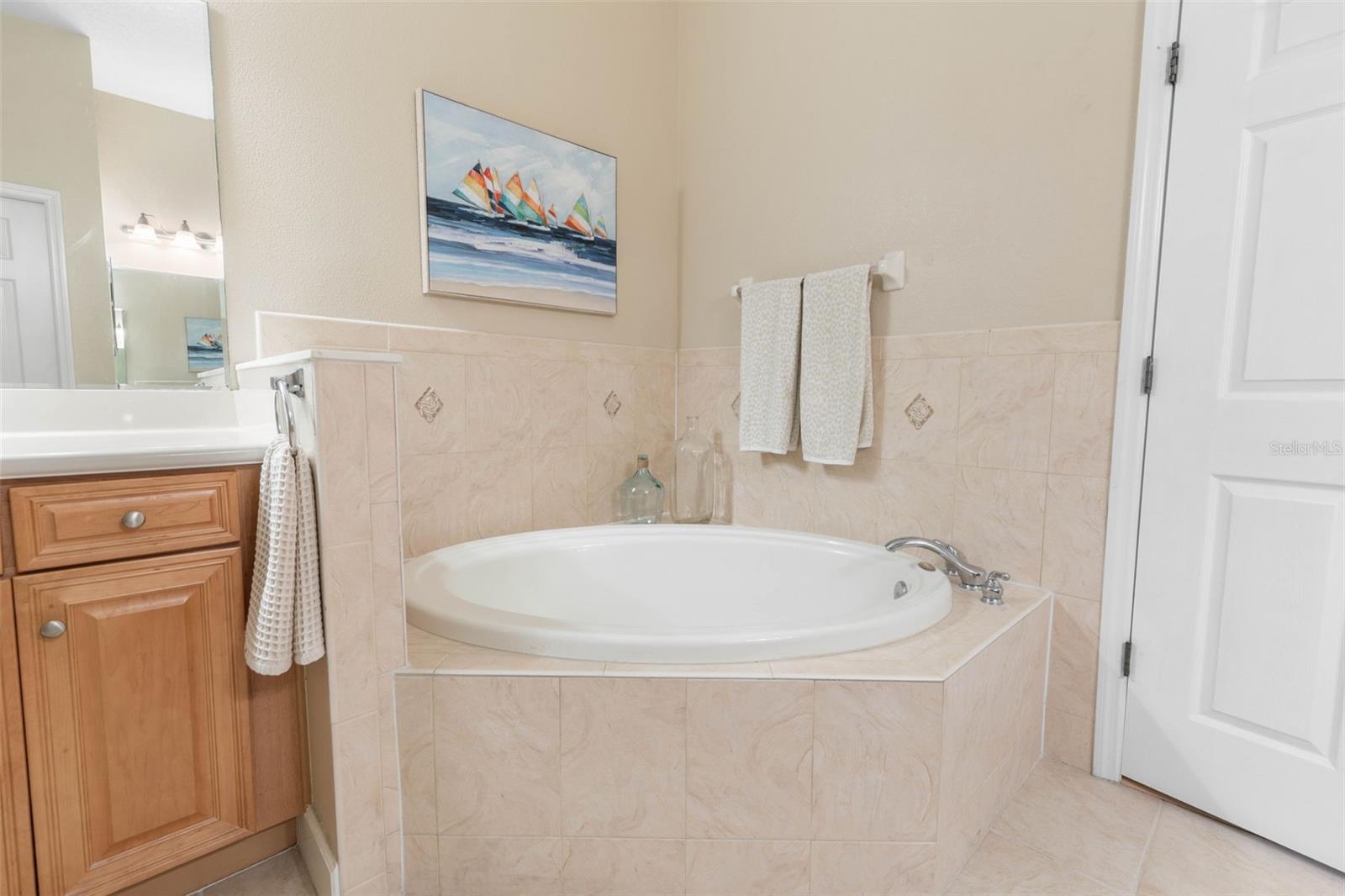 Image 26 of 70 For 400 Cinnamon Beach Way 335