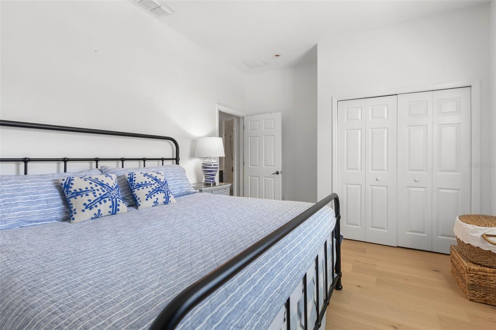 Image 29 of 70 For 400 Cinnamon Beach Way 335