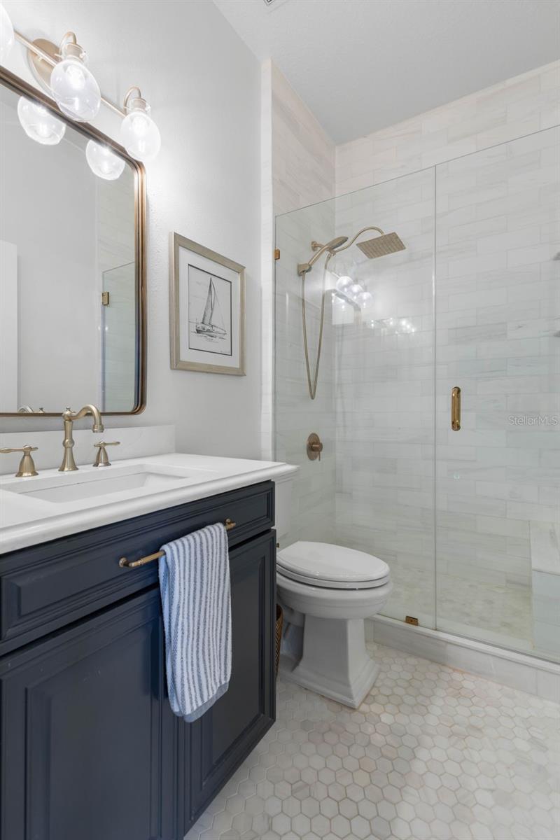 Image 31 of 70 For 400 Cinnamon Beach Way 335