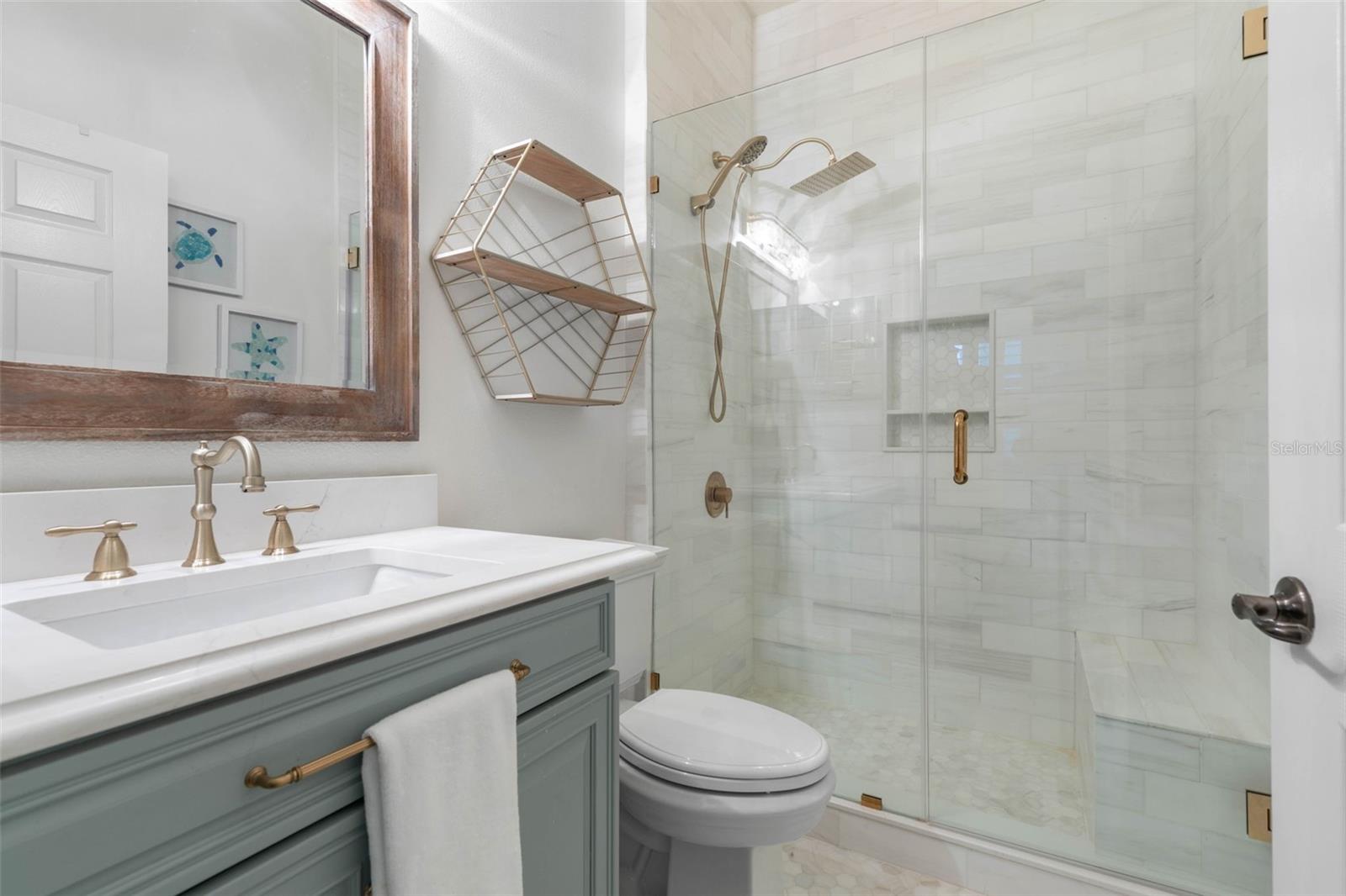 Image 35 of 70 For 400 Cinnamon Beach Way 335