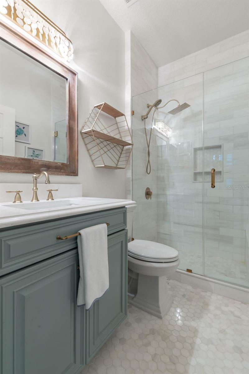 Image 36 of 70 For 400 Cinnamon Beach Way 335