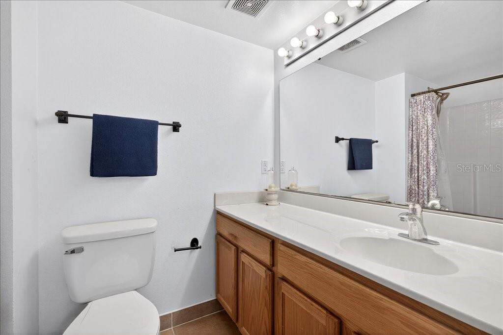 Image 28 of 67 For 33 Red Barn Drive