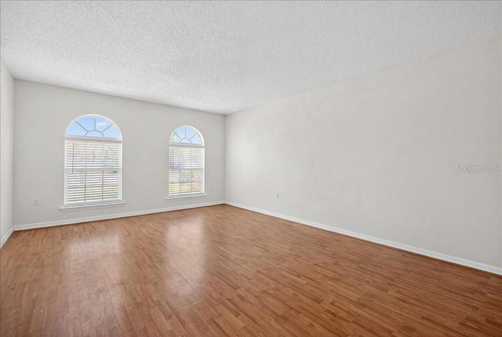 Image 38 of 67 For 33 Red Barn Drive