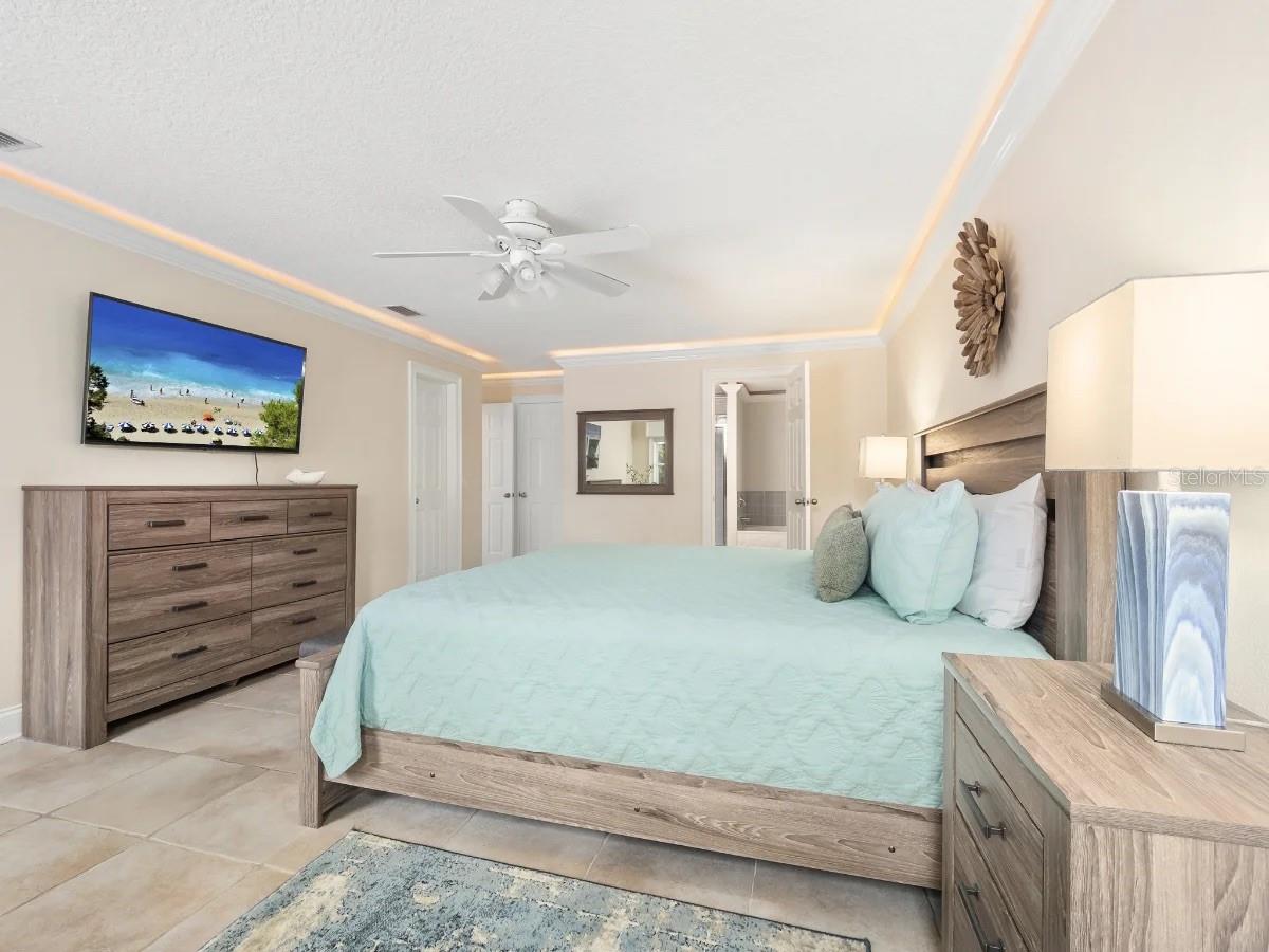 Image 13 of 37 For 19 Mahoe Drive N