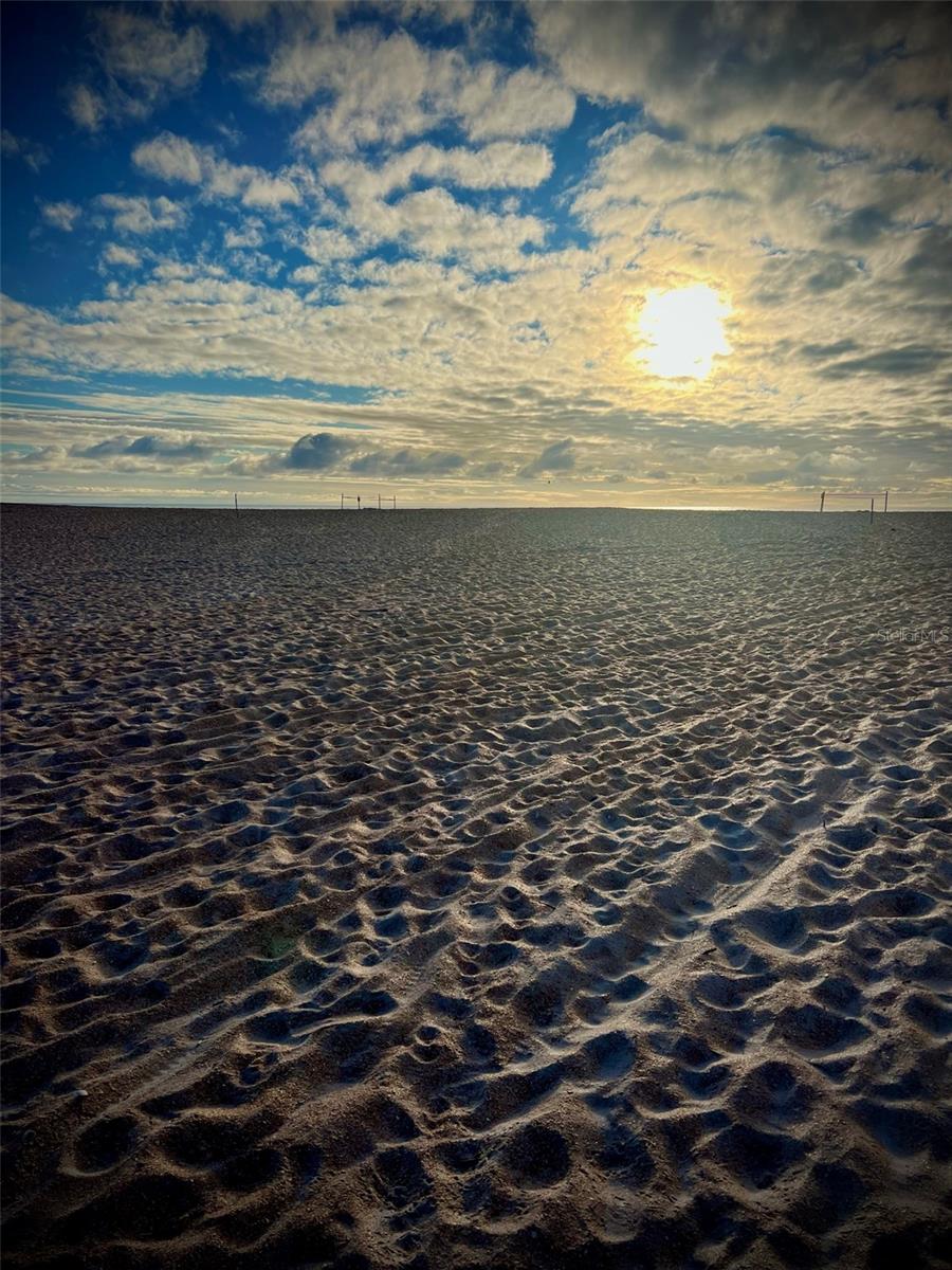 Image 35 of 37 For 19 Mahoe Drive N