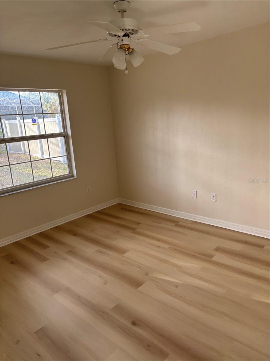 Image 7 of 21 For 91 Ryecliffe Drive