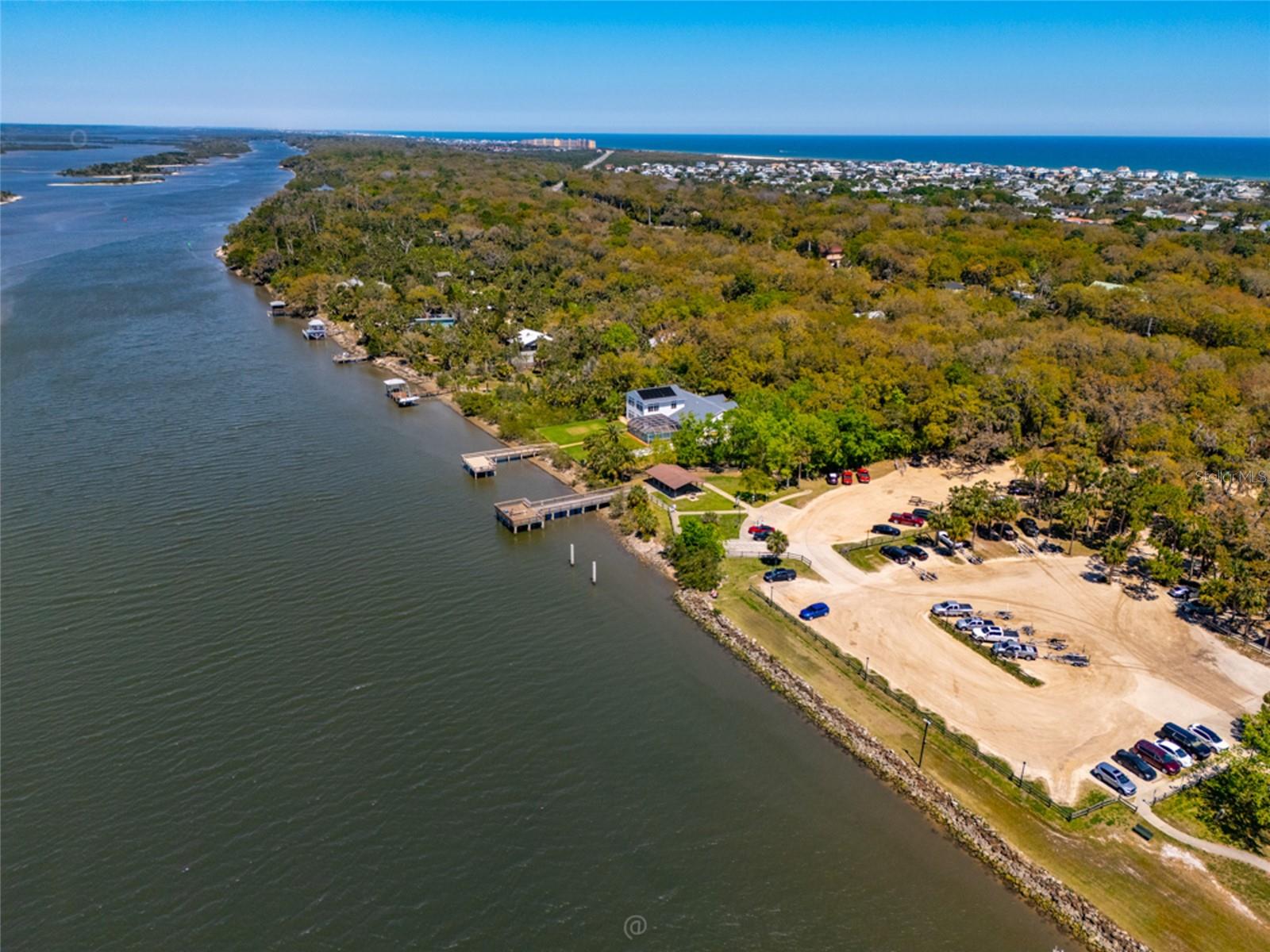 Image 20 of 22 For 8 Ocean Street