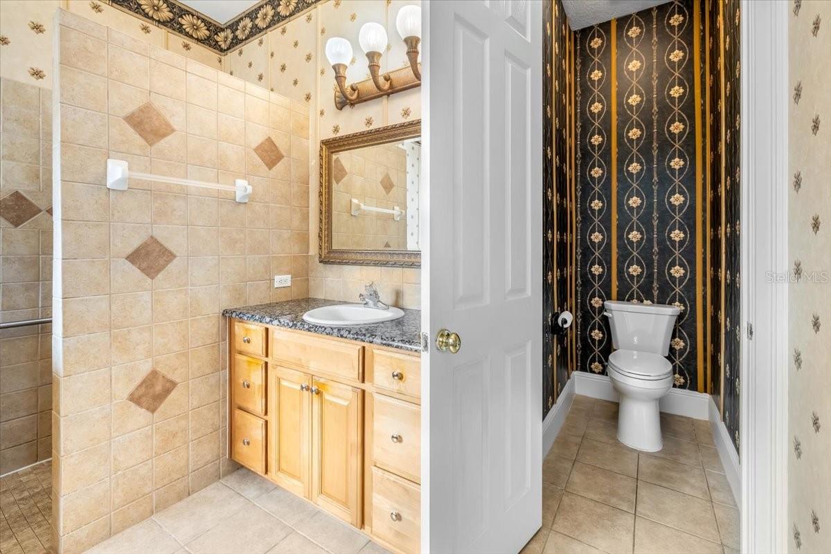 Image 27 of 49 For 104 Lindsay Drive