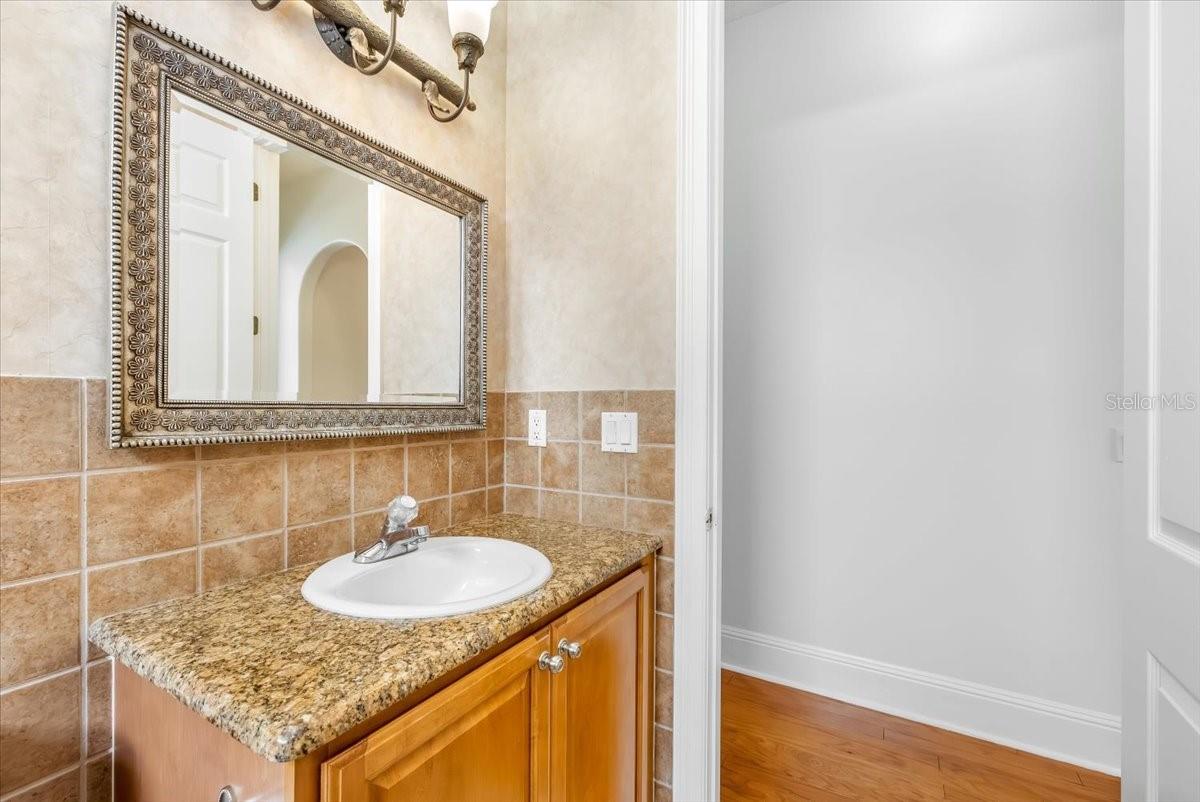 Image 34 of 49 For 104 Lindsay Drive