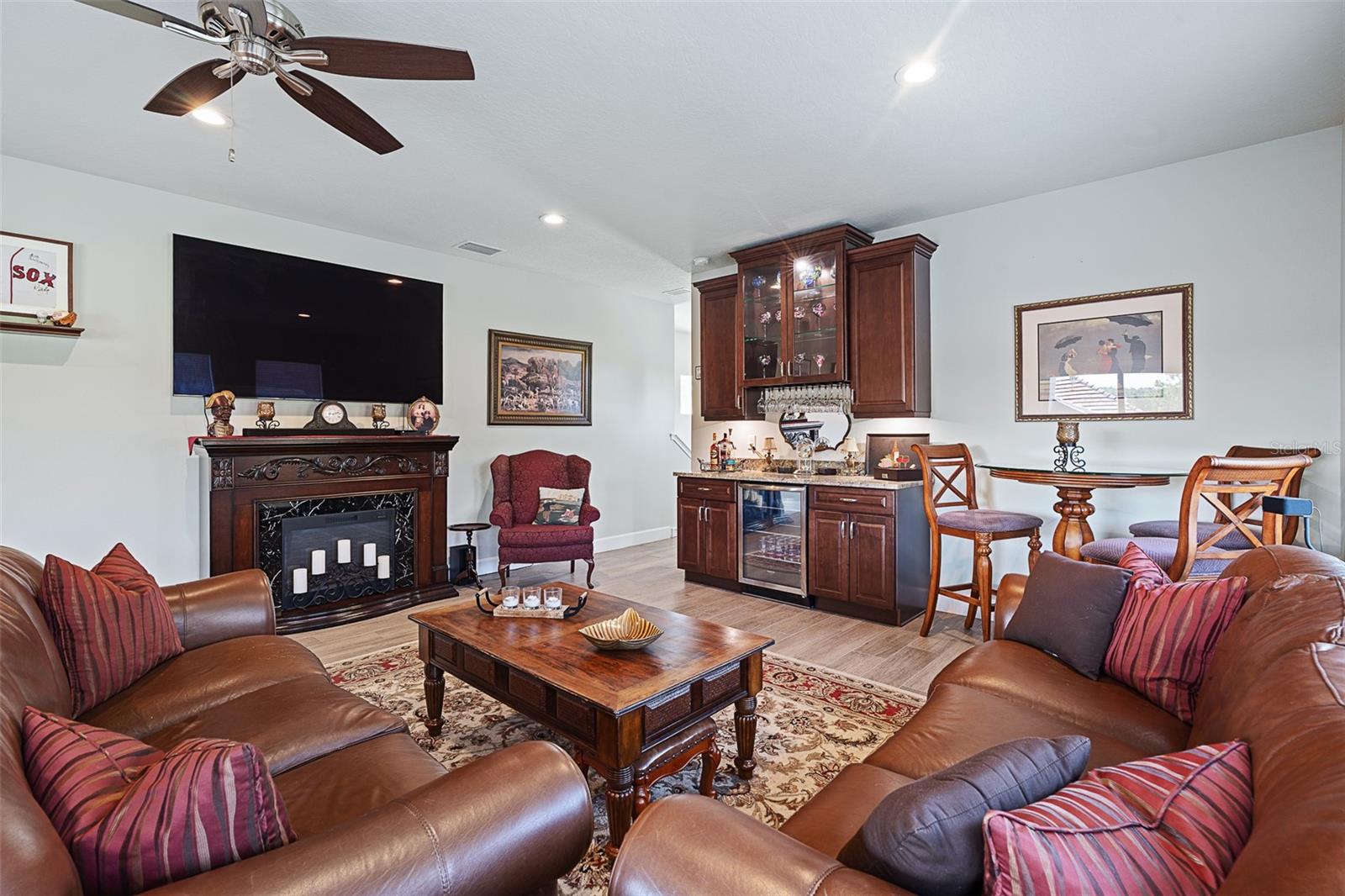 Image 41 of 86 For 534 Wingspan Drive