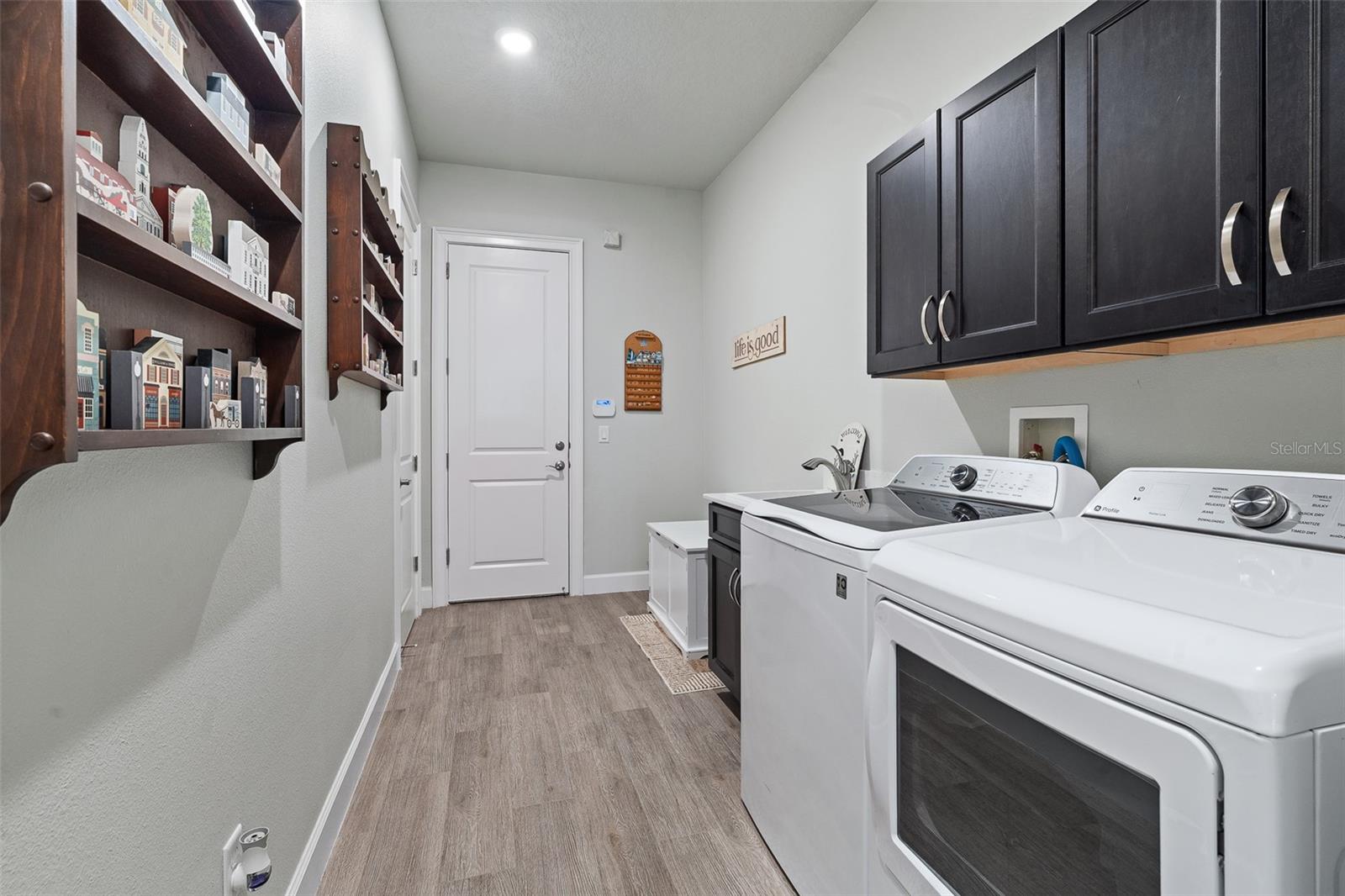 Image 52 of 86 For 534 Wingspan Drive