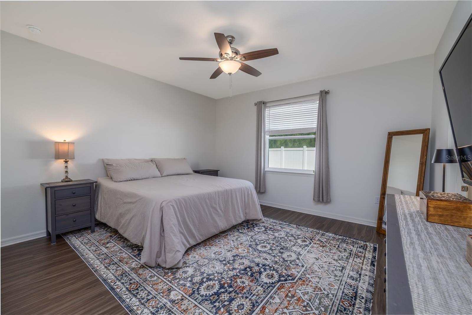 Image 16 of 40 For 18 Oakleaf Way