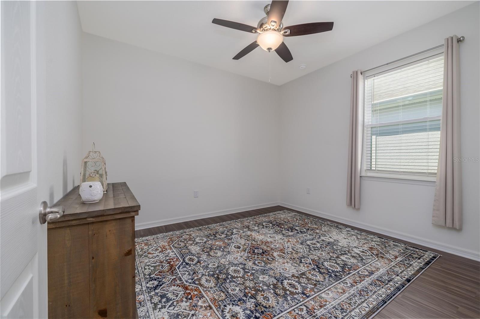 Image 23 of 40 For 18 Oakleaf Way