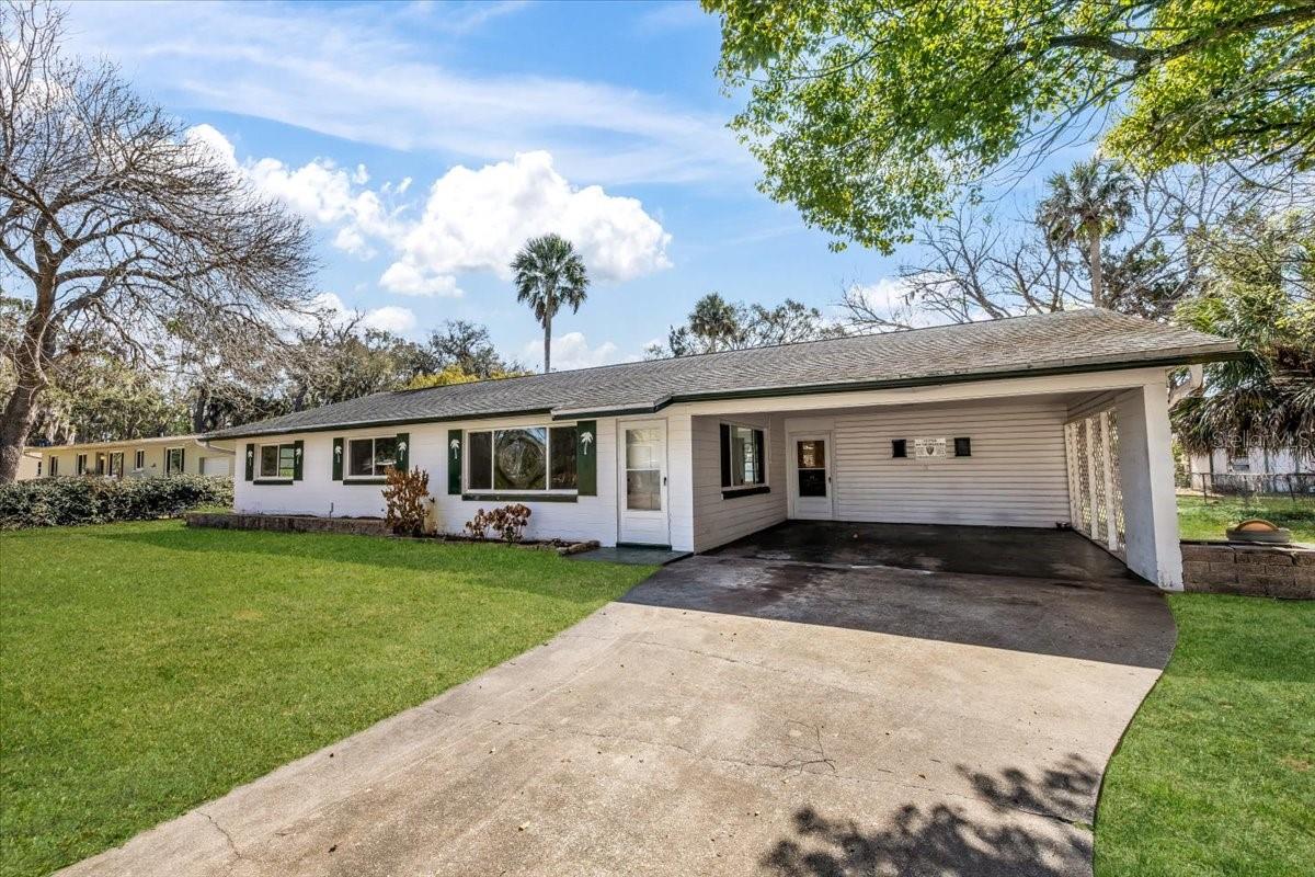 Image 24 of 27 For 875 Valencia Road