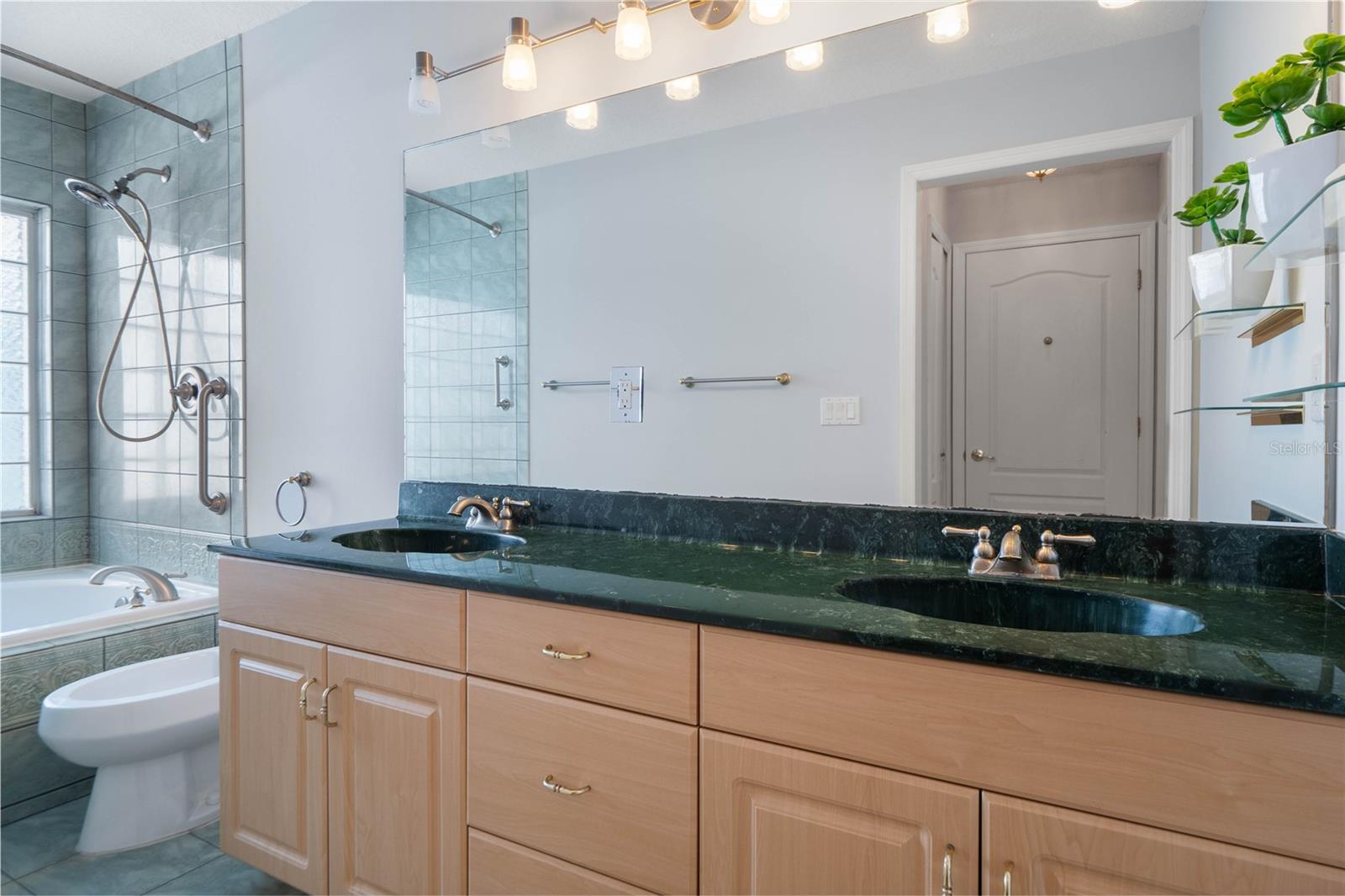 Image 36 of 54 For 166 Coquina Key Drive