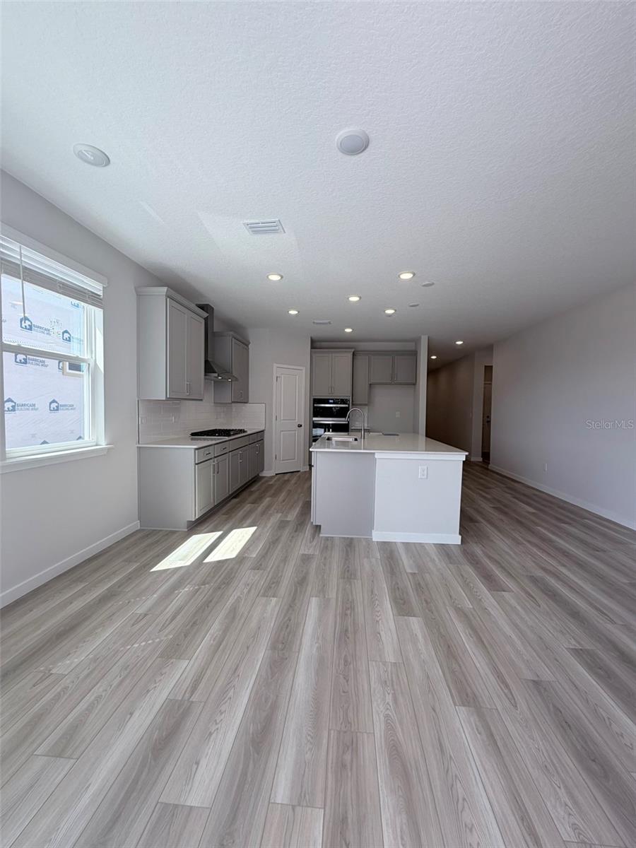 Image 24 of 60 For 36 Perseus Avenue