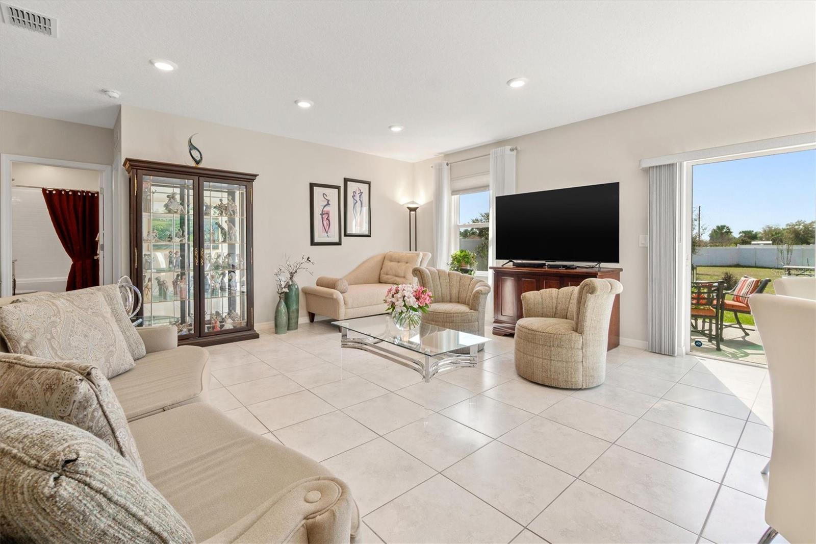 Image 11 of 43 For 1 Frenora Lane