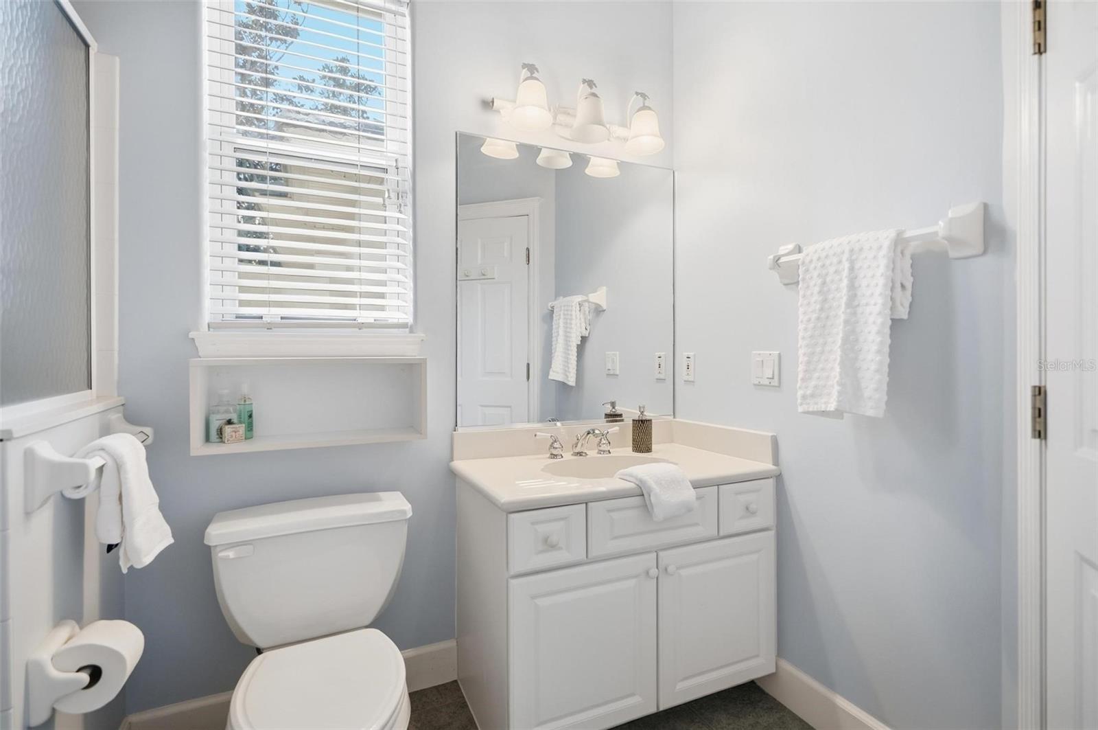 Image 14 of 84 For 10 Cordoba Court