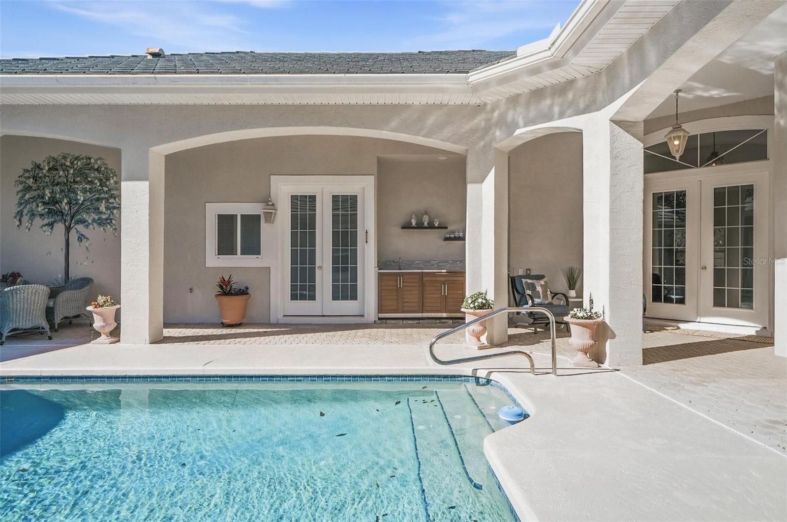 Image 6 of 84 For 10 Cordoba Court