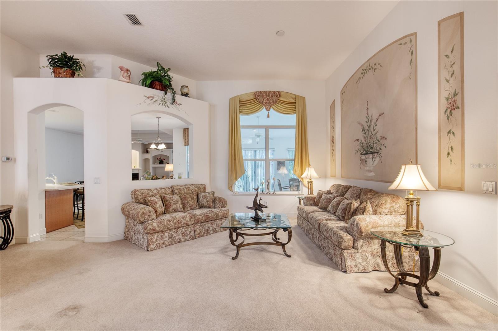 Image 11 of 69 For 2 Wellclif Place